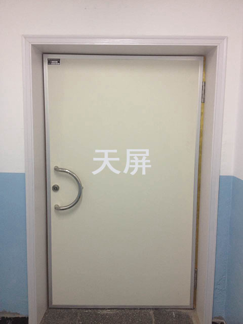 手动屏蔽门